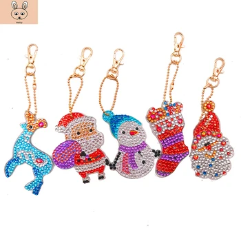 5 ks Keychain Cartoon Santa Vianočný Stromček Visí Prívesok Keyring Ornament Kľúč Reťazca Pre Rodinný Priateľ Cross Stitch Výšivky
